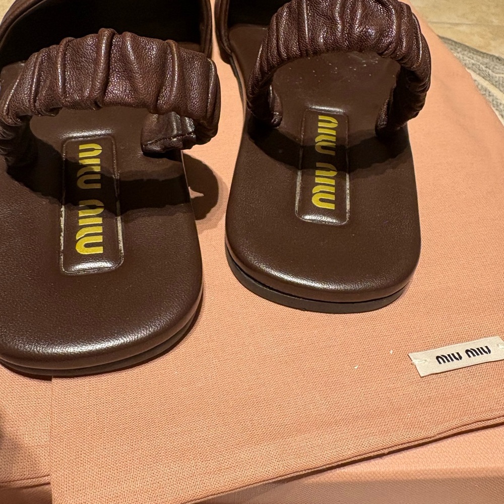 Miu Miu Brown Leather Slide Sandals with Gold Logo - Picture 4 of 7